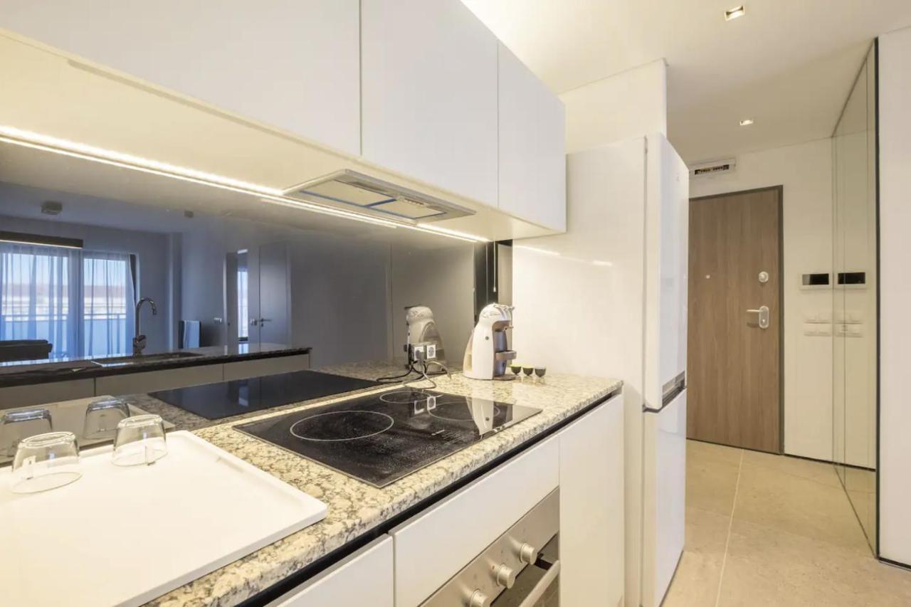 City Apartments - Mall Of Sofia & Metro Station Dış mekan fotoğraf